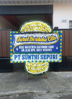 Papan Bunga Duka di Malalayang Satu Barat