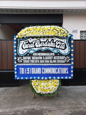 Papan Bunga Duka di Malalayang Satu Barat
